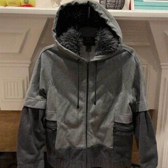 Marc by Marc Jacobs Faux Fur 2 Tone Gray Hoodie Sparkly Size Small - Picture 1 of 7